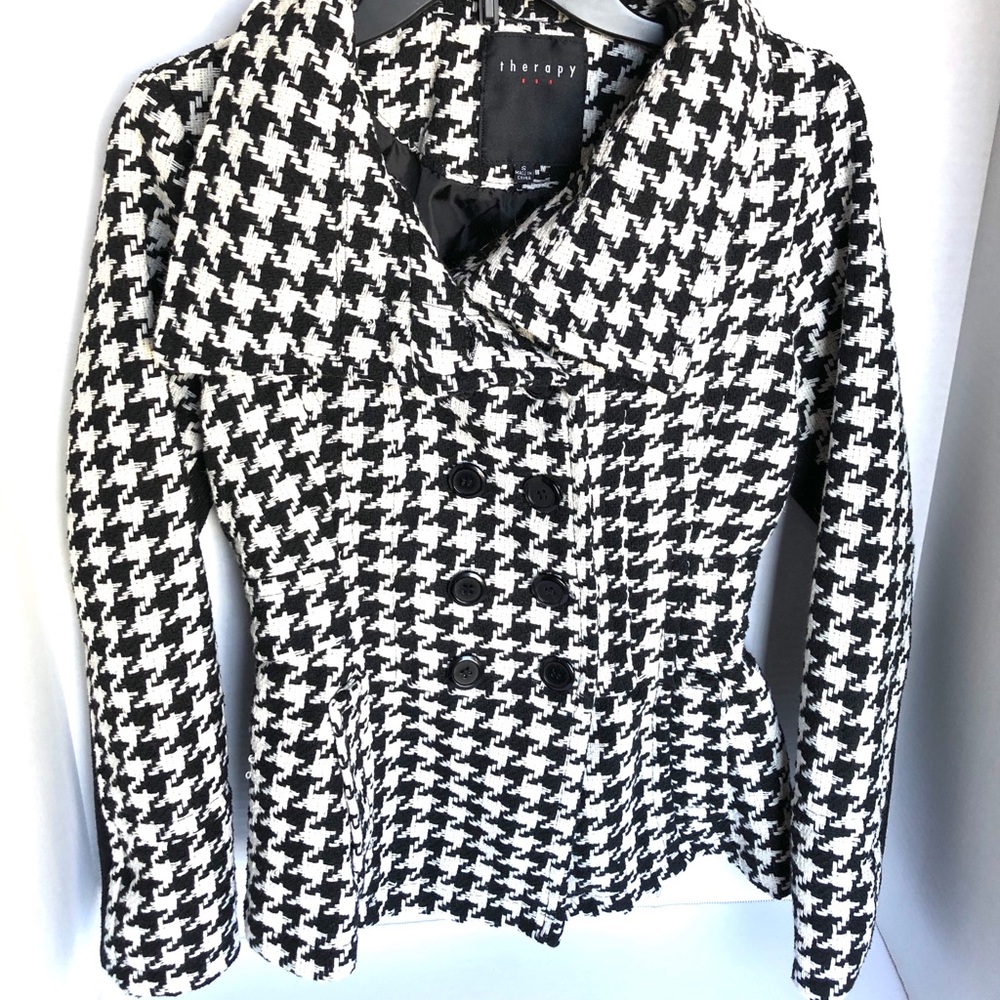 Therapy “Chic” Coat Black and White